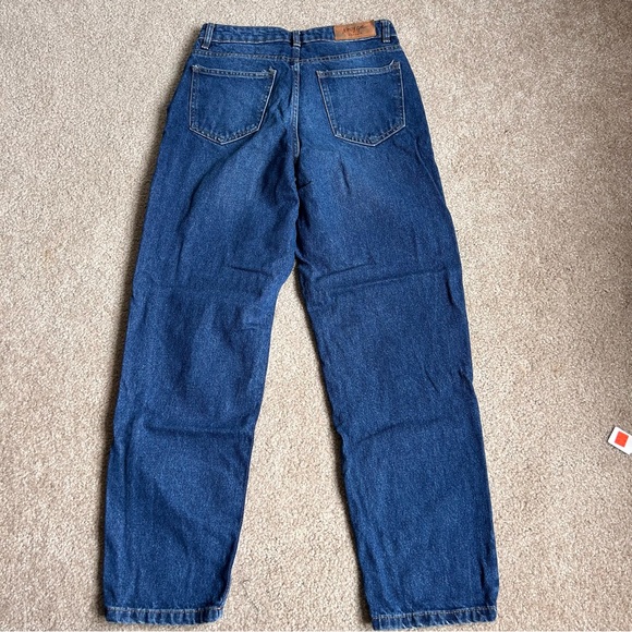 NASTY GAL MOM JEANS- 4 - Picture 2 of 5